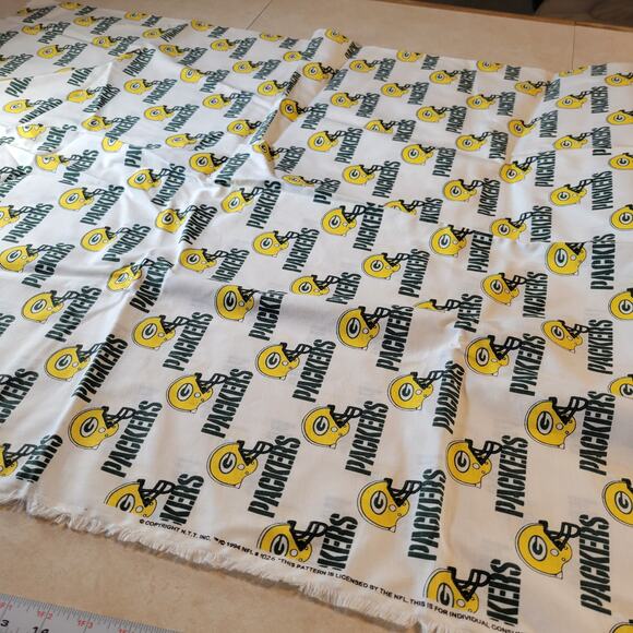 Green Bay Packers Fabric 3 Piece NFL Licensed 1994 Cotton 2yd + Remnants Vintage - Picture 4 of 16